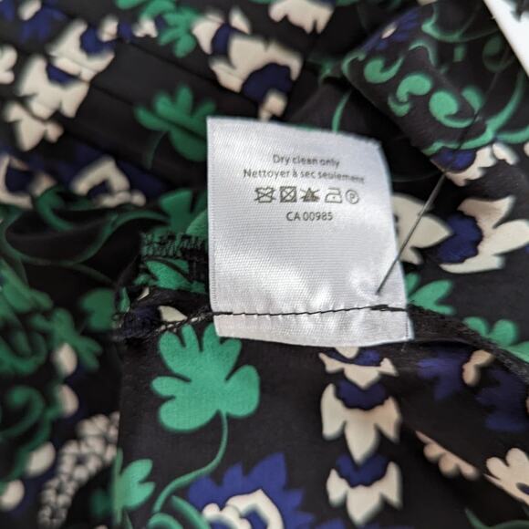 Veronica Beard Elm Silk Shirtdress V-Neck Pleated Green Floral Size 2 Preowned - Picture 12 of 13